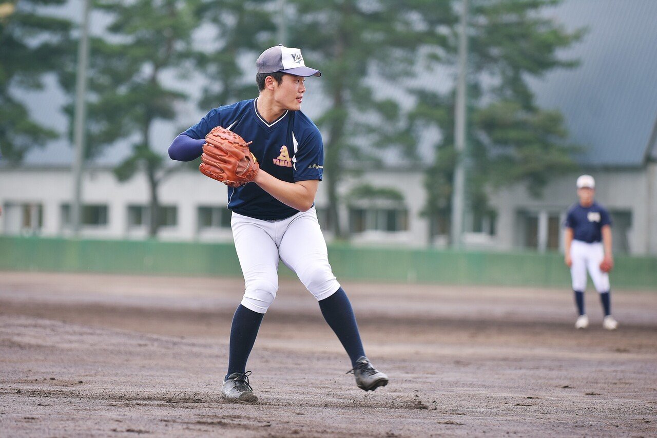 勝利の鍵を握るバッテリー ノーシードから頂点へ 青森山田高校 3年 投手 藤森粋七丞 3年 捕手 酒 Standardweb Note