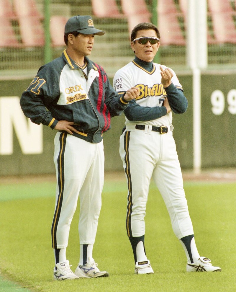 仰木監督（右）と山田久志コーチ（９６年１０月、ＧＳ神戸）