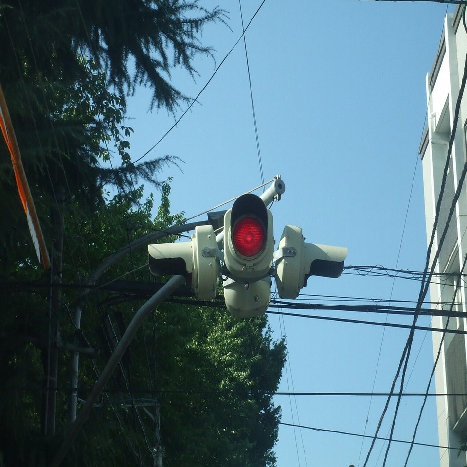 赤信号の点滅は意味します