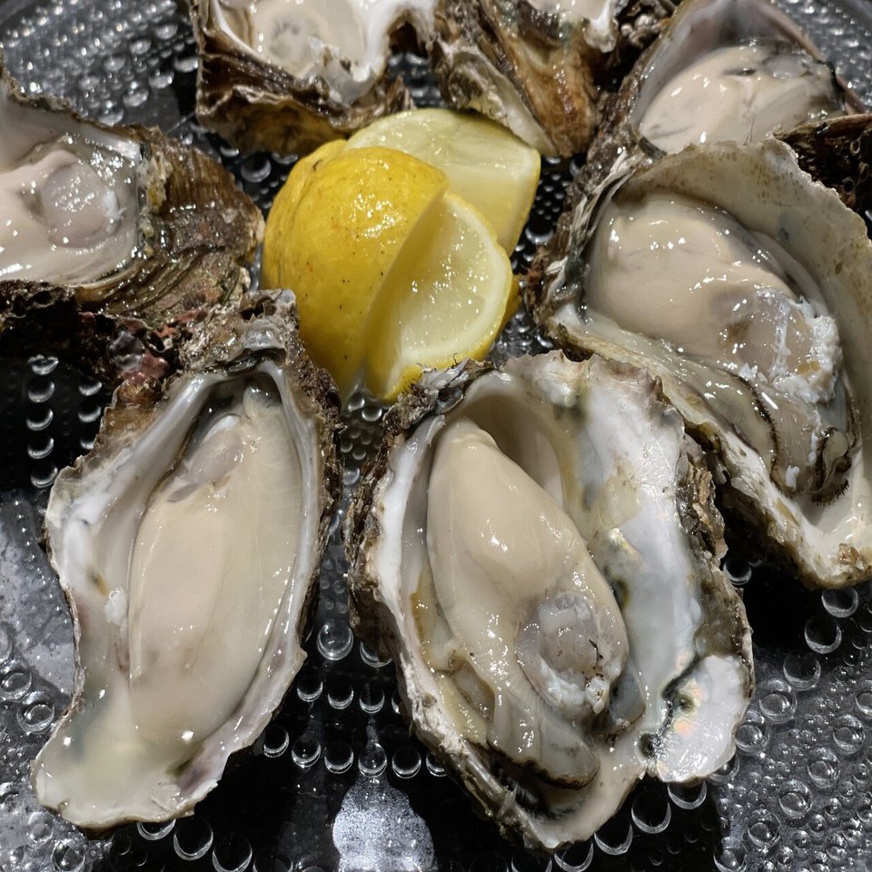 新潟の岩牡蠣がやってきた いこまゆきこ 料理家 食まわりのあれこれ Note