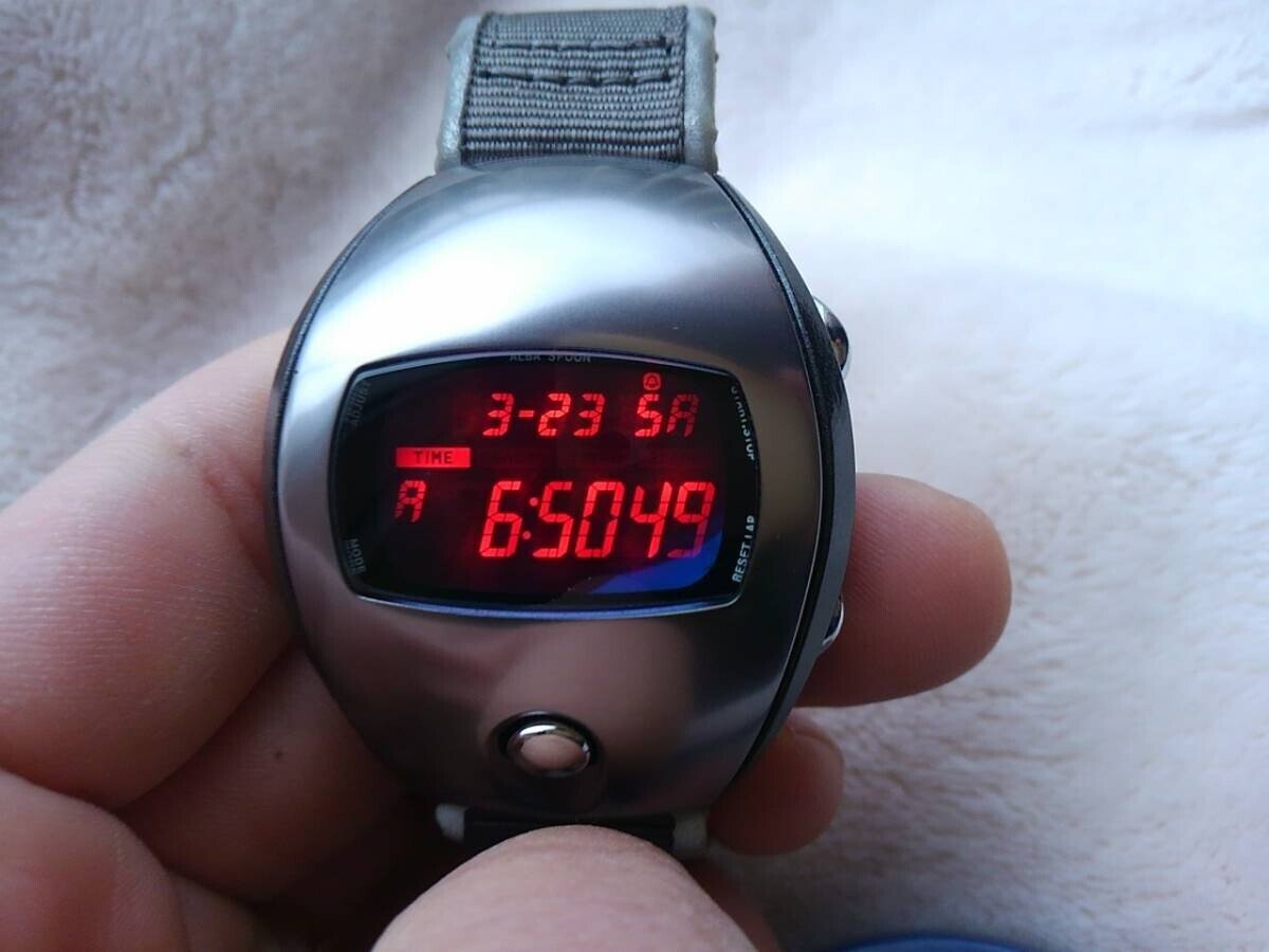SPOON スプーン 腕時計 デジタル 2本セット - 時計