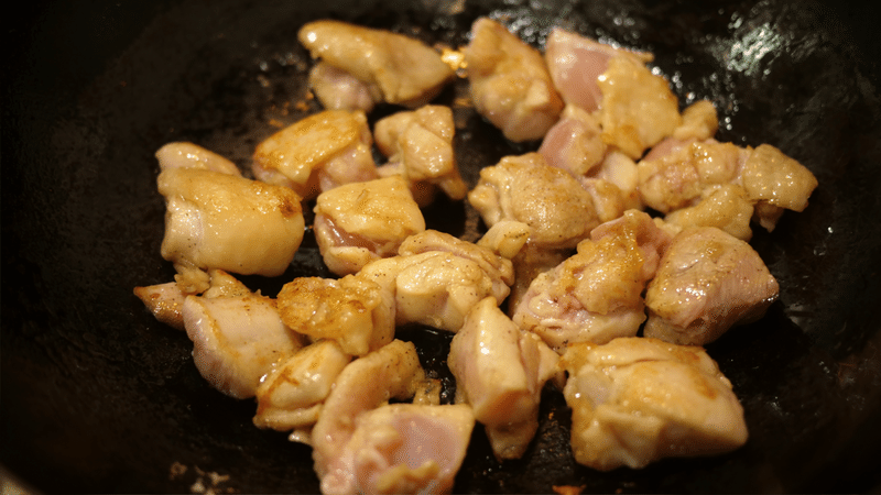 鶏肉のカシューナッツ炒め08