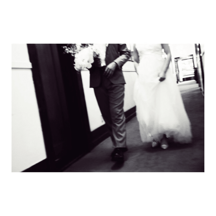 颯爽と歩く姿というのは、素敵です。結婚式というのは素敵なことです。しみじみ思いました。