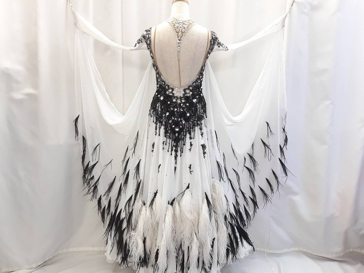 社交ダンスドレス スタンダード ヨーロッパ製 M スワロフスキー