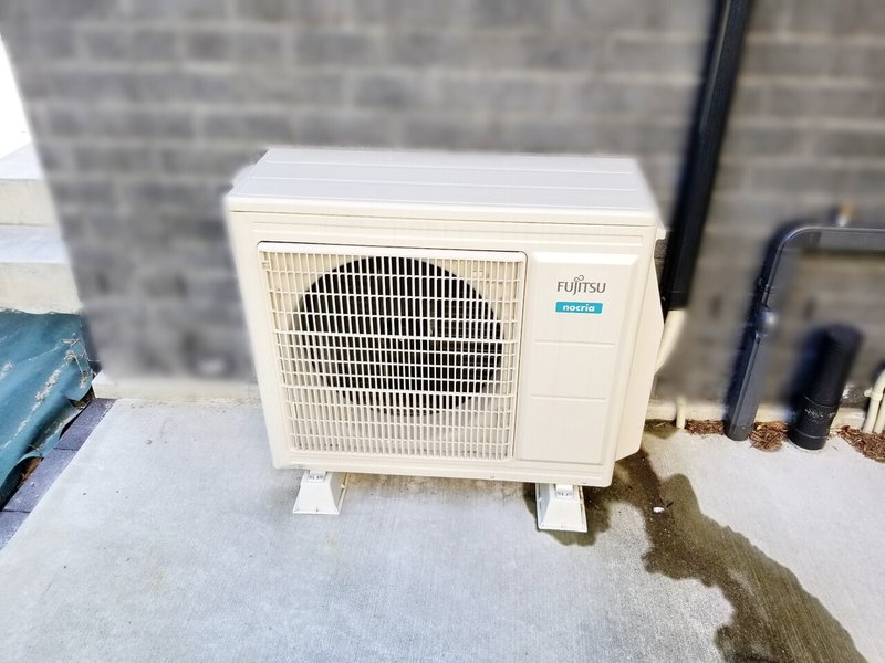エアコン室外機の日差し避けを100均素材で安く簡単に作ったら 効果抜群だった話 麒麟のブログ エアコン室外機の日差し避けを100均素材で安く簡単に作ったら 効果抜群だった話 麒麟のブログ