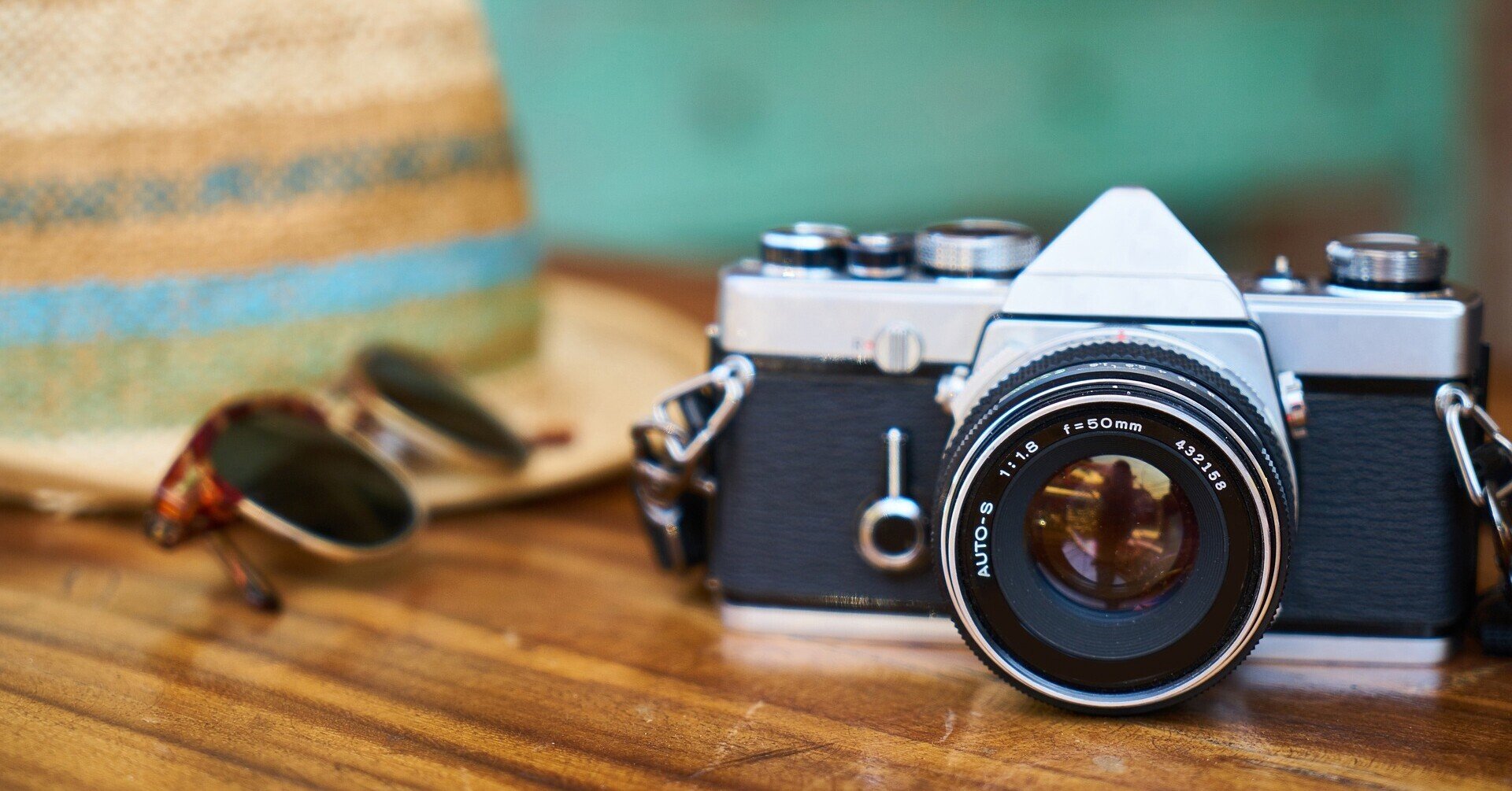 Amazon | Nikon デジタル一眼レフカメラ D5500 ダブルズーム