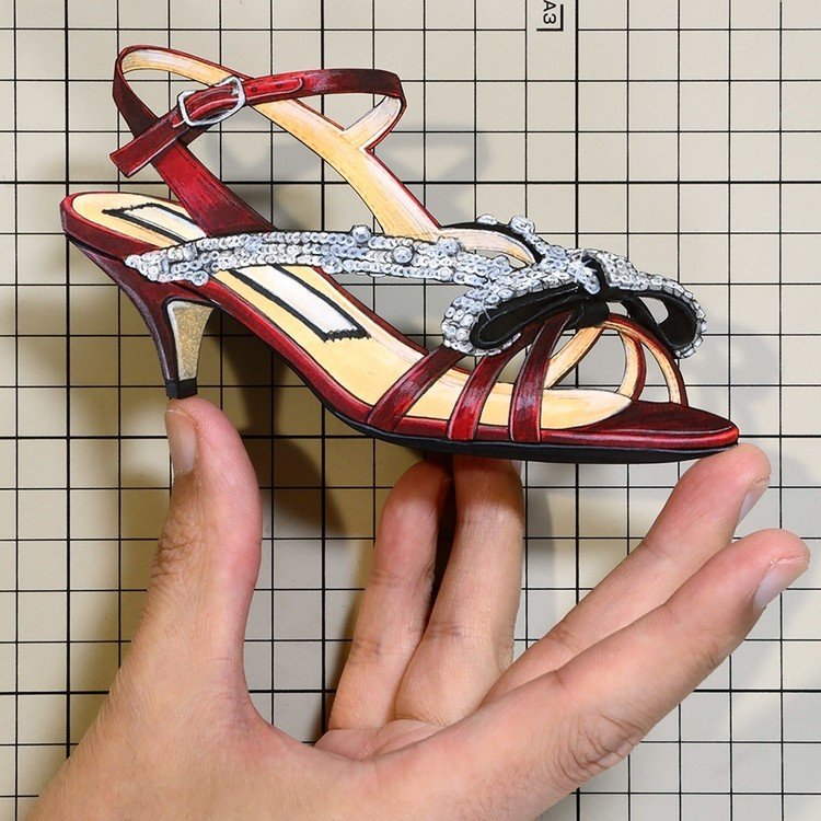Shoes：00890 “N°21” Satin Kitten Heel Sandal（SS2018）