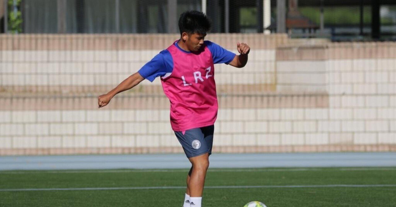 2年間で700試合を観て辿り着いた領域 そんなにサッカー観てて面白いの って聞かれるまでサッカーを観る 小嶋将太 Kojima Shota Note 2年間で700試合を観て辿り着いた領域 そんなにサッカー観てて面白いの って聞かれるまでサッカーを観る 小嶋将太 Kojima Shota Note