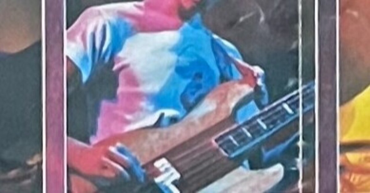 Richard SinclairとFender Jazz (その4)｜pikisuke