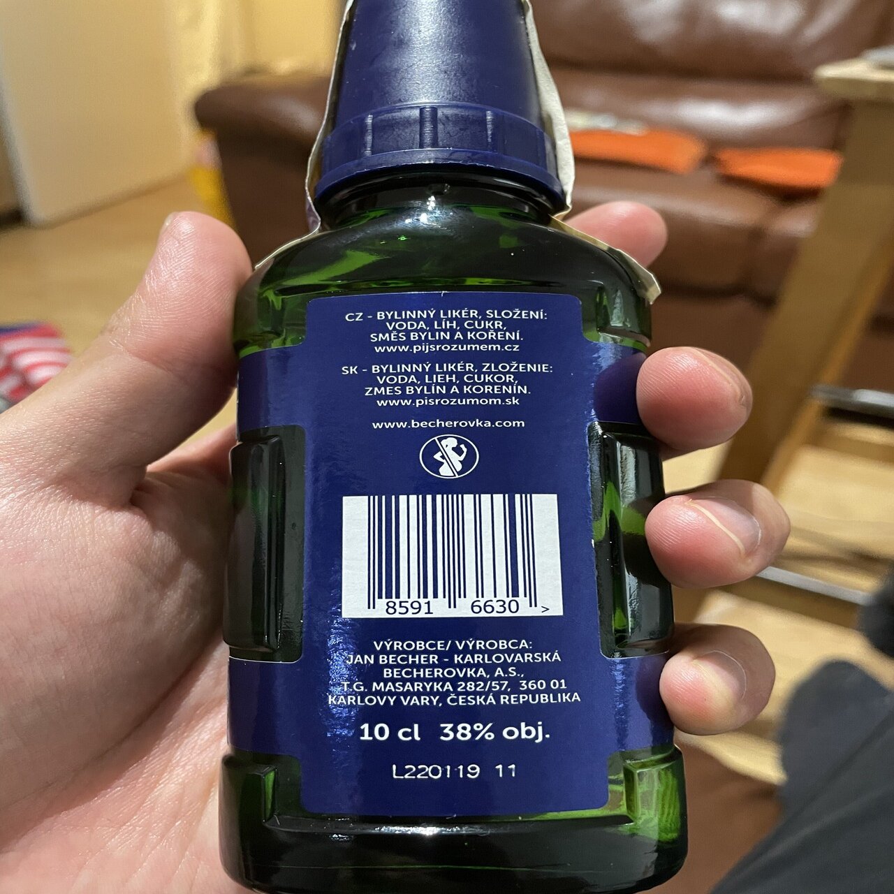 チェコのハーブリキュールを飲んだ｜ヒデイシ/ Bar Don't tell Mama