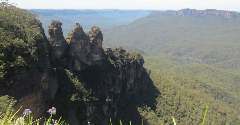 Blue Mountain Wollongong 生活は質素に 旅を入れて過ごす Heronote 光の中を旅してた Note Blue Mountain Wollongong 生活は質素に 旅を入れて過ごす Heronote 光の中を旅してた Note
