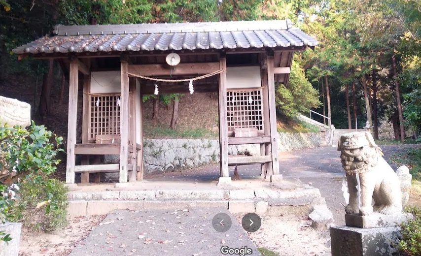 麻御山神社の門