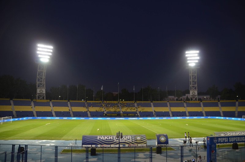 ウズベキスタン タシュケントでお得にサッカー観戦 Yamworld