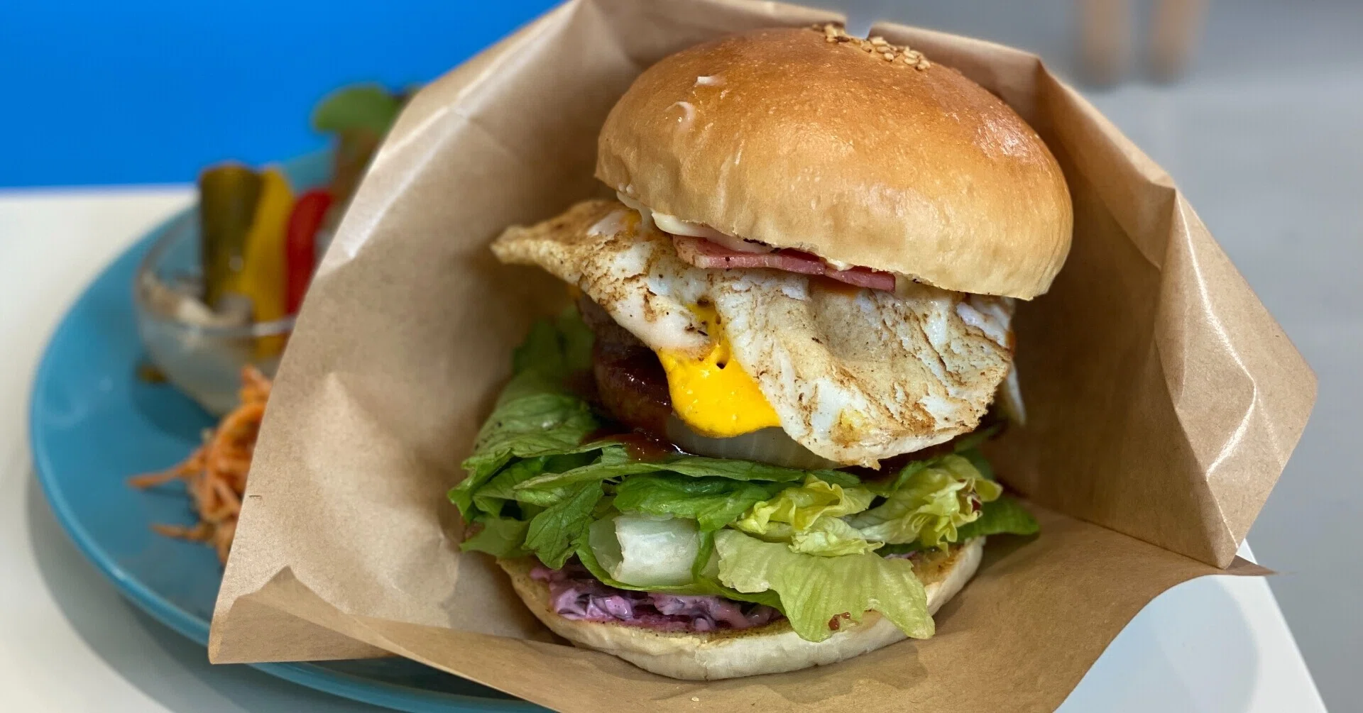 長野市「87cafe」すごいハンバーガー｜あらら？
