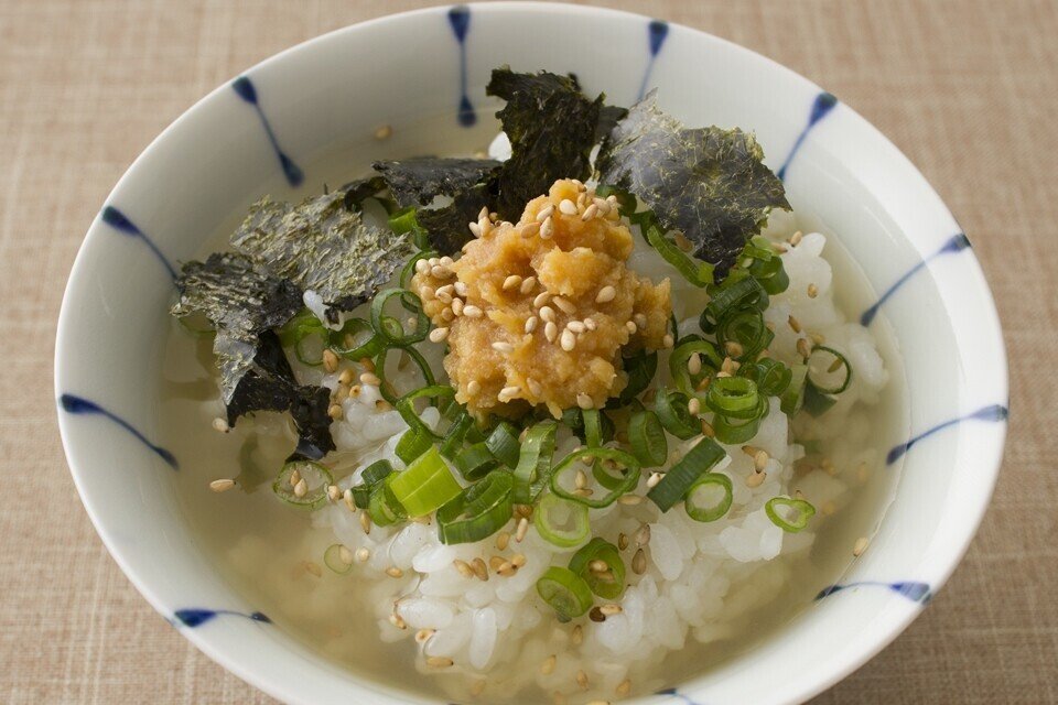 お茶漬けの新定番♪ 「ほんだし®」で作る、 簡単だし茶漬け
