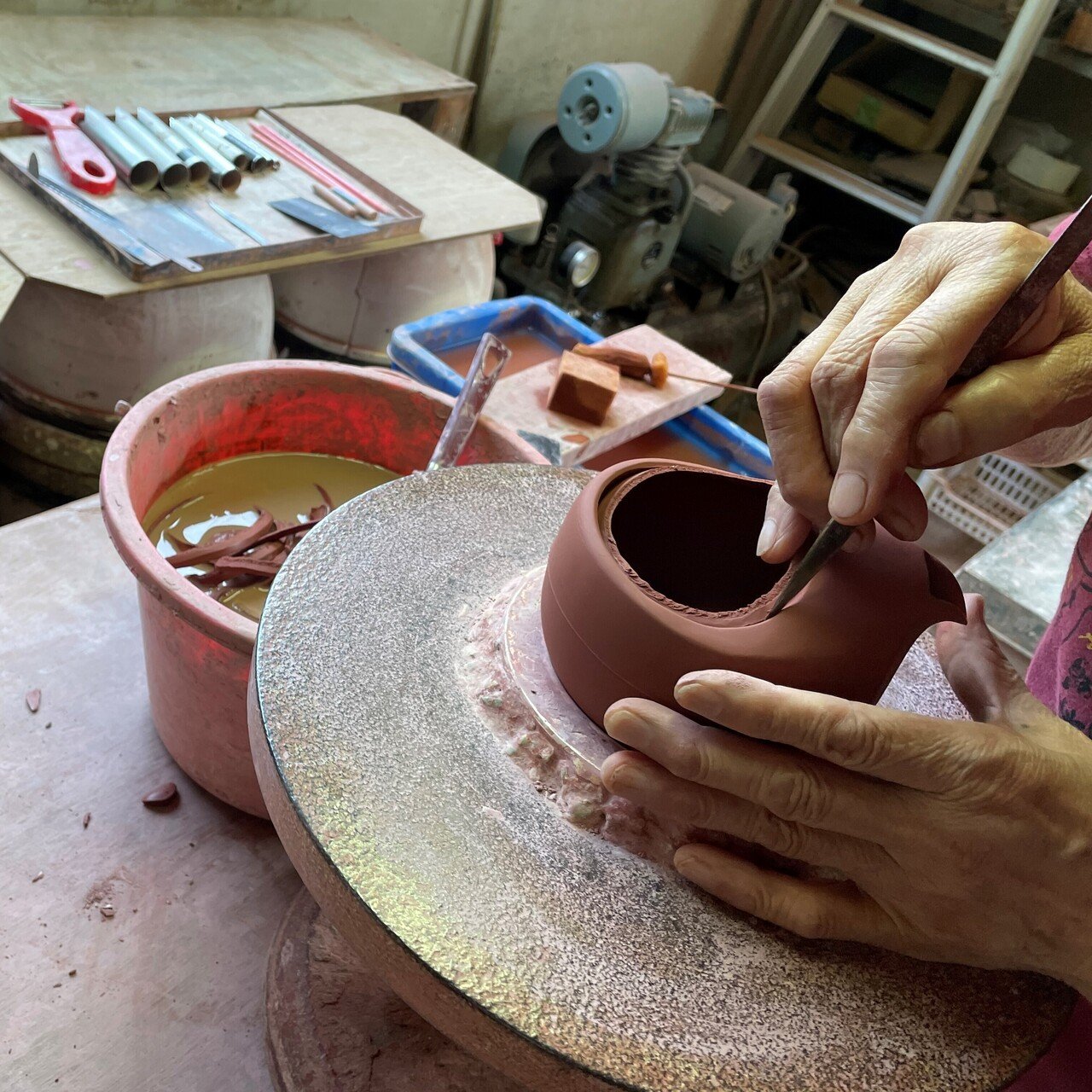 片岡ニ光 常滑焼 急須 茶道器 年代物 片岡ニ光 常滑焼 急須 茶道器 年代物
