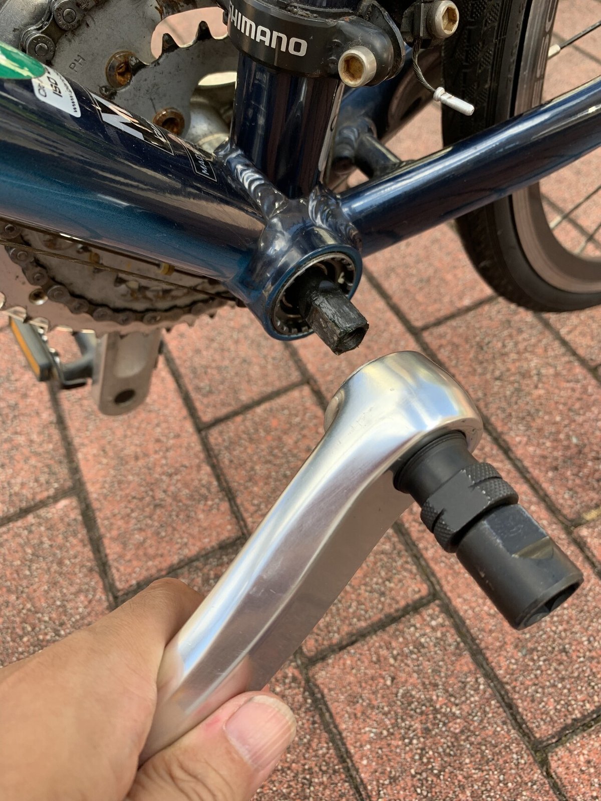 クロスバイクのボトムブラケット（BB）を交換する｜たつさん