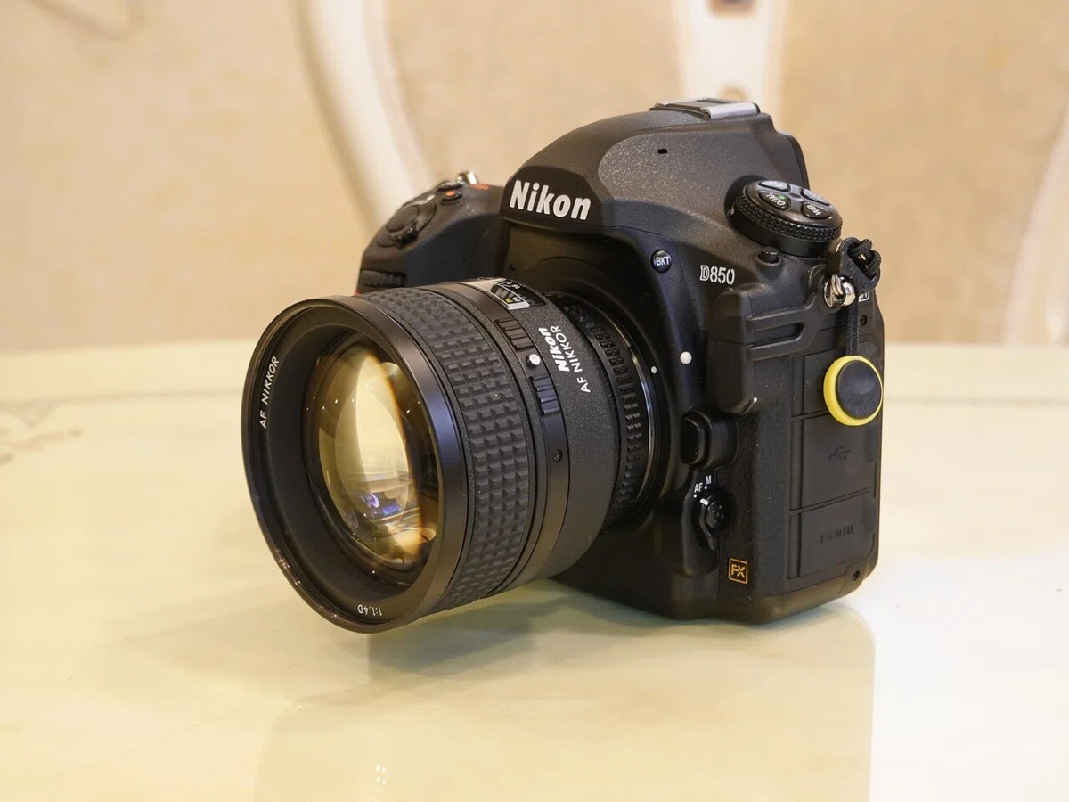 第25話】ニコンはフィルム時代のAFレンズが魅力的！「絞り環 