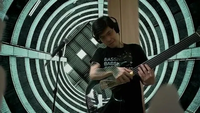 zoom_0_Momentチューリッヒ①
