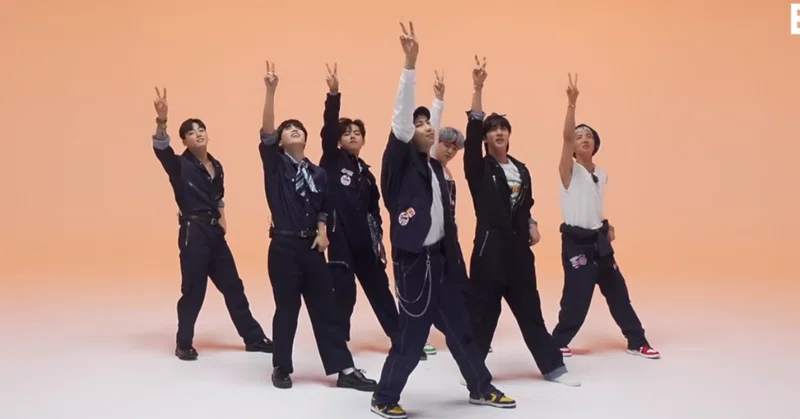 Bts みんなで踊ろう Permission To Dance T Crown Note