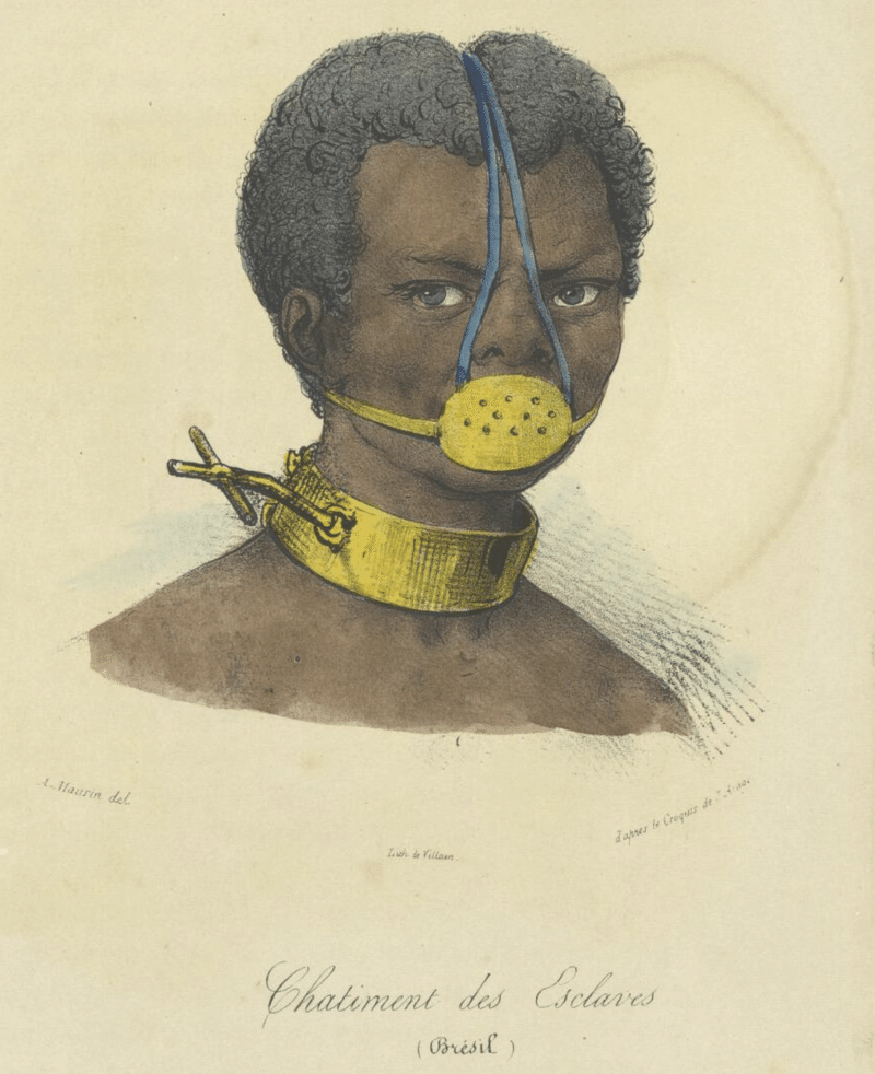 奴隷を罰するための鉄のマスクと首輪