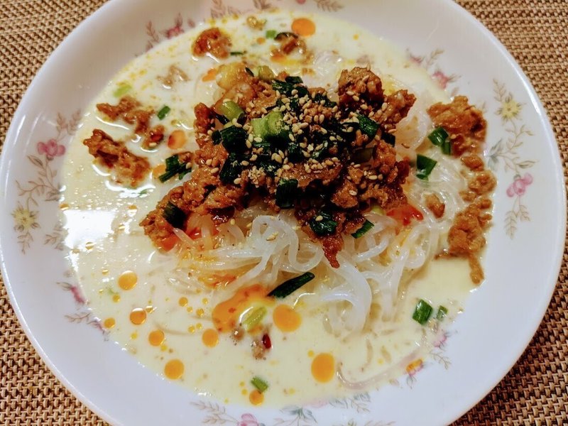 低糖質冷し坦々麺 と 冷しトマト坦々麺 を作ってみた 超簡単レシピ 青空ぷらす Note