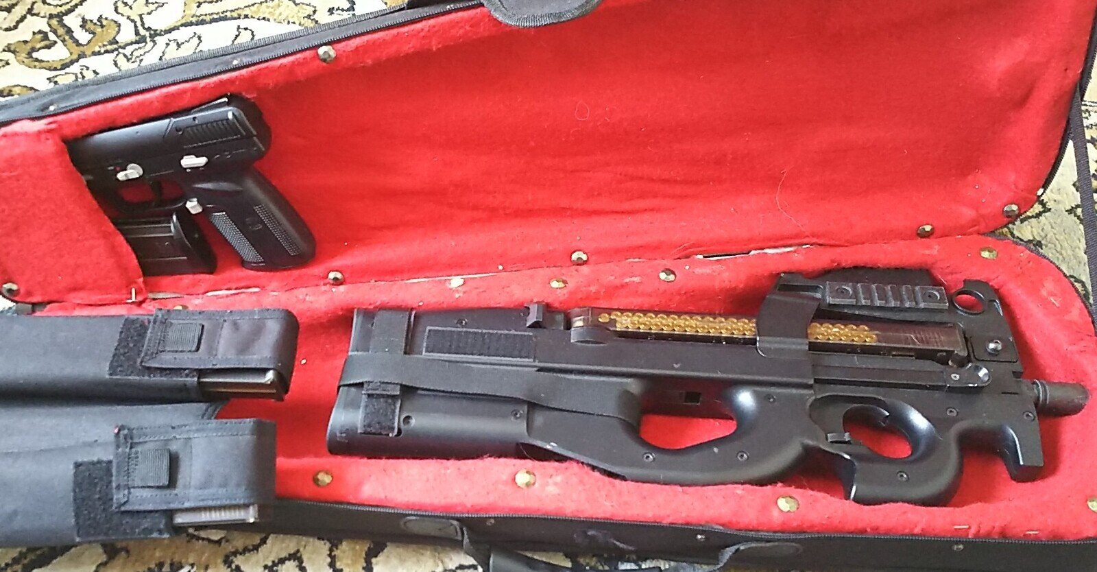 マルイ FNH P90HC(ガワは通常モデル)ガンスリンガーガールいい マルイ FNH P90HC(ガワは通常モデル)ガンスリンガーガールいい