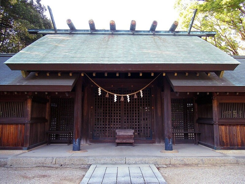 7明治川神社神門