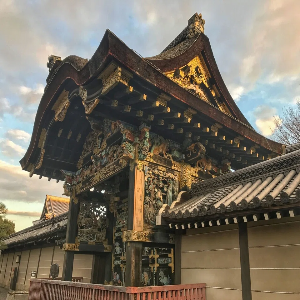 唐破風 と は