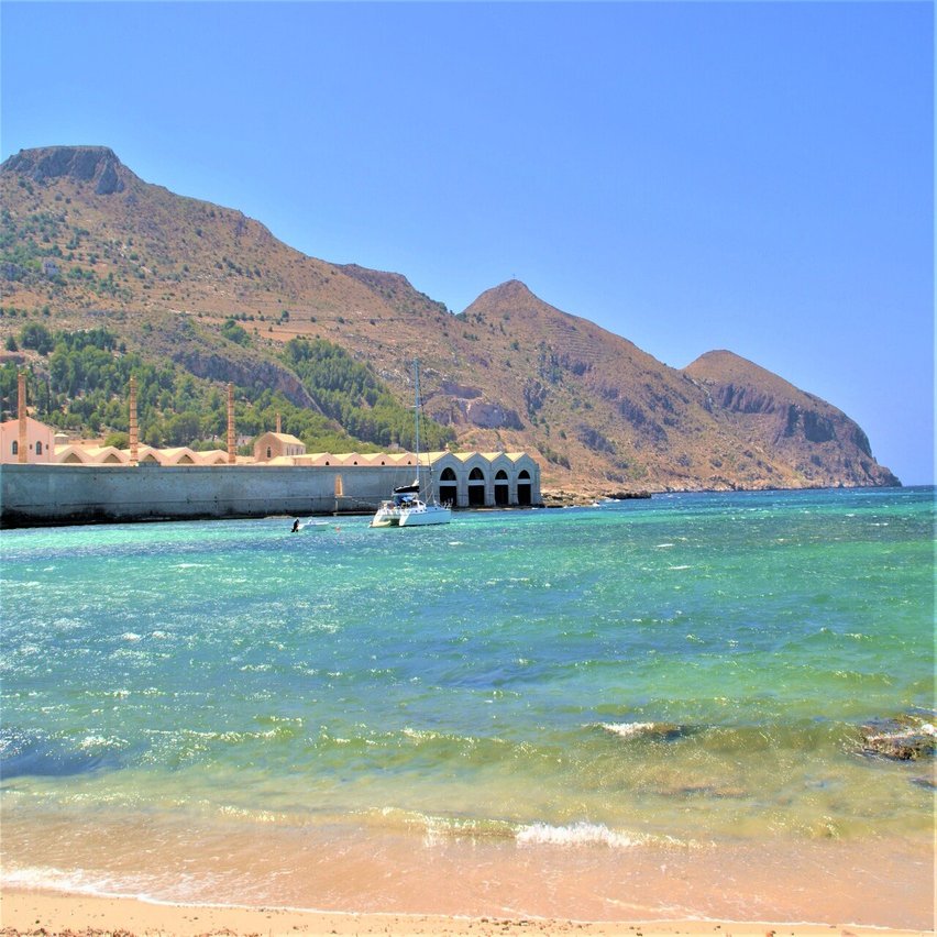 そして やっぱり ファヴィニャーナ島 シチリア州 の海は美しかった 食の工房オフィスアルベロ イタリア料理教室 In 神戸 Note
