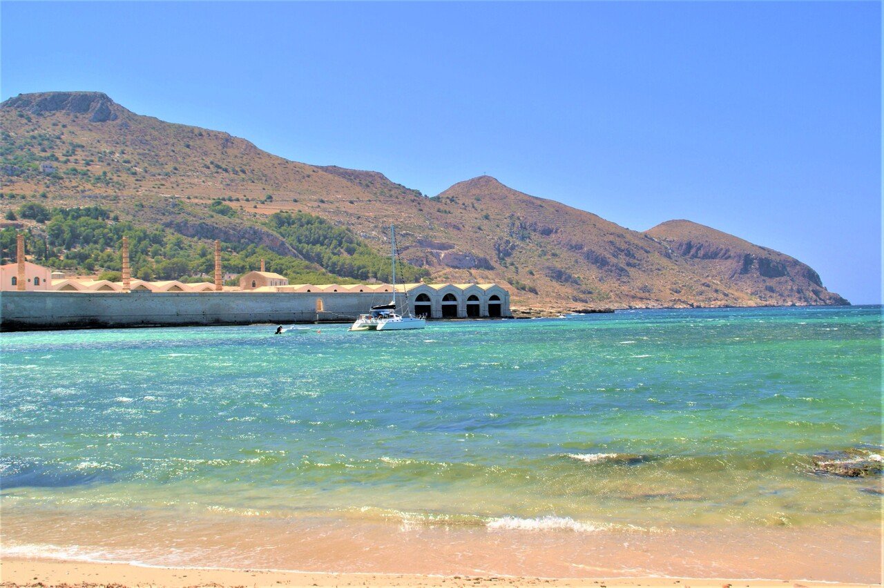 そして やっぱり ファヴィニャーナ島 シチリア州 の海は美しかった 食の工房オフィスアルベロ イタリア料理教室 In 神戸 Note そして やっぱり ファヴィニャーナ島 シチリア州 の海は美しかった 食の工房オフィスアルベロ イタリア料理教室 In 神戸 Note