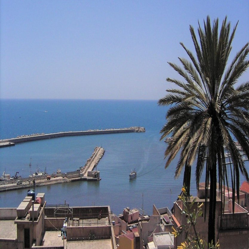 シチリアの海の街の写真を見ていきませんか 松田真枝 Note