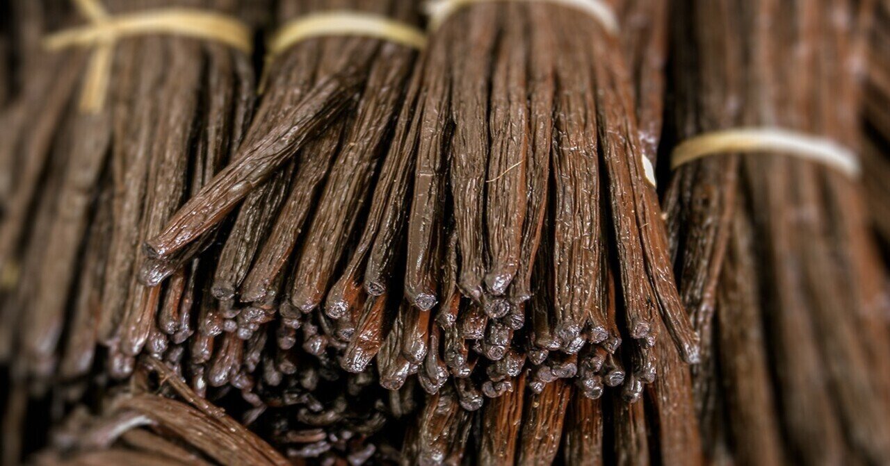 着後レビューで 送料無料】 バニラビーンズ スリランカ産 約1kg 調味料