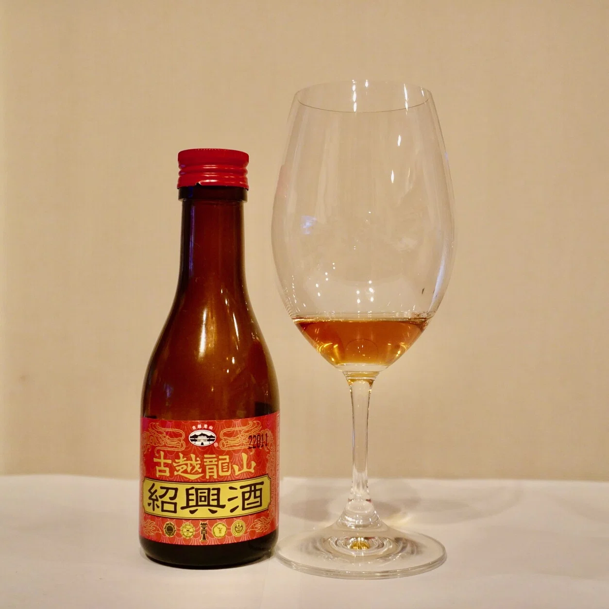 日本酒古酒・熟成酒（鳥取県東伯郡 梅津酒造）と紹興酒（中国浙江省