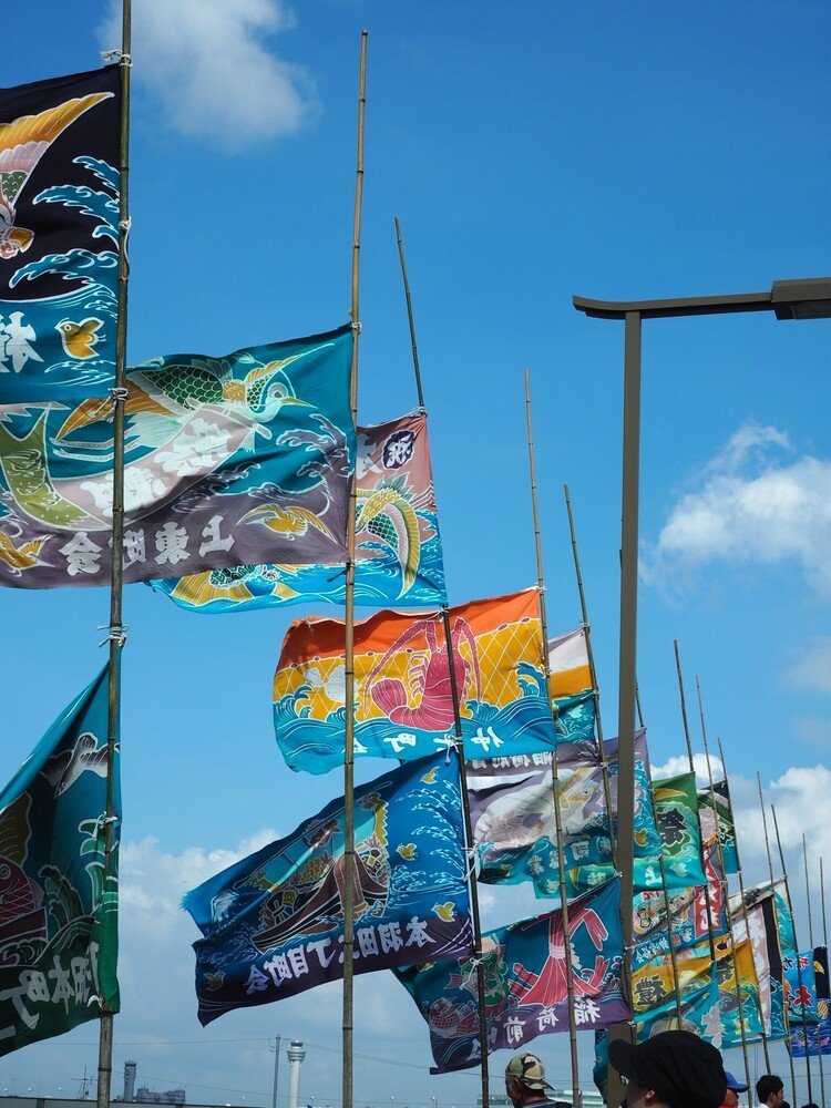 空と海のコラボ。国際空港近くで行われる昔ながらの漁師町のお祭。
#羽田まつり
#まつりとりっぷ
#7月
#東京都
https://j-matsuri.com/haneda/9411/