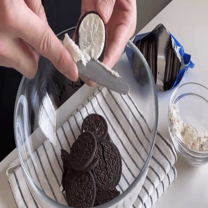 材料２つ チーズなし ふわっととろけるオレオケーキ作り方 Syun Cooking Note