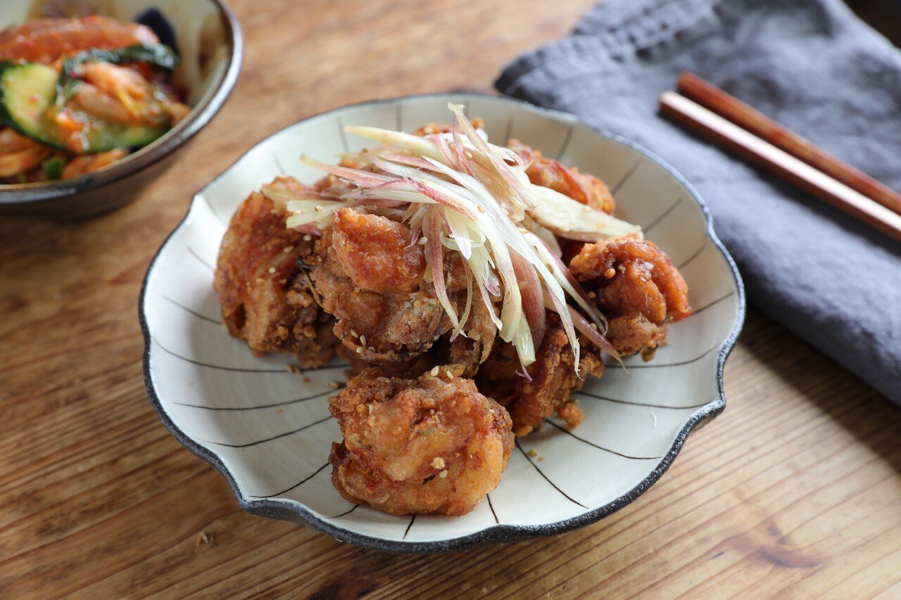 主菜 香味唐揚げ みょうがポン酢 副菜 マグロとキムチの和え物 の作り方 ぐっち夫婦 料理家 Note
