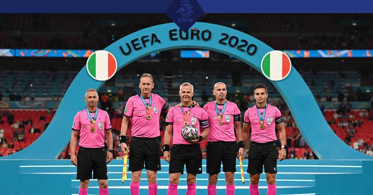 決勝主審回数は圧巻の22 ユーロ決勝主審 ビョルン カイパースさんの引退が決定 攻劇 Note 決勝主審回数は圧巻の22 ユーロ決勝主審 ビョルン カイパースさんの引退が決定 攻劇 Note