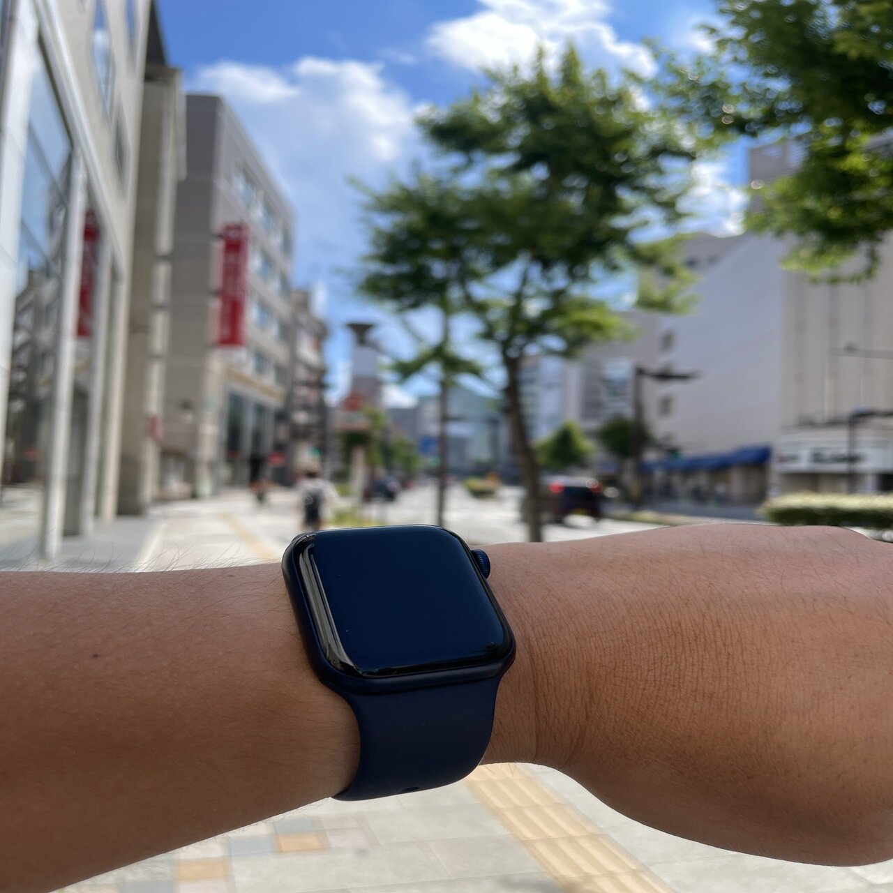 Apple Watchは世界最小携帯電話？だからApple Watchだけ着けて手ぶらで