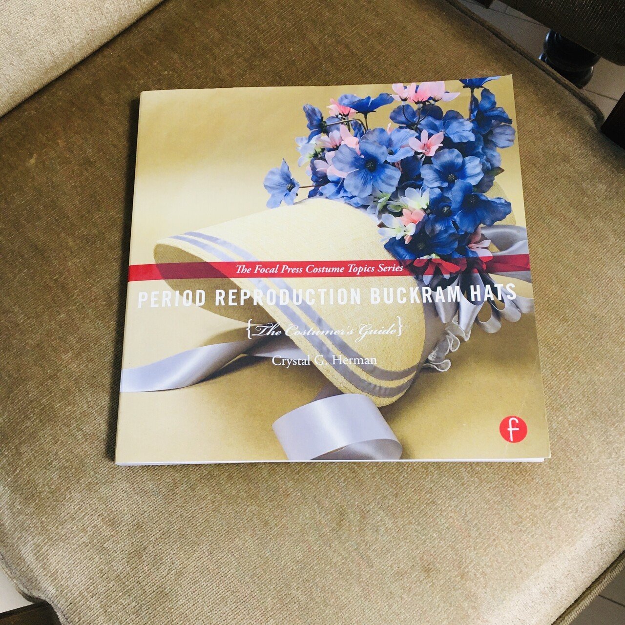 洋書編 国内で手に入る、閲覧できる『帽子』についての本の紹介｜emera