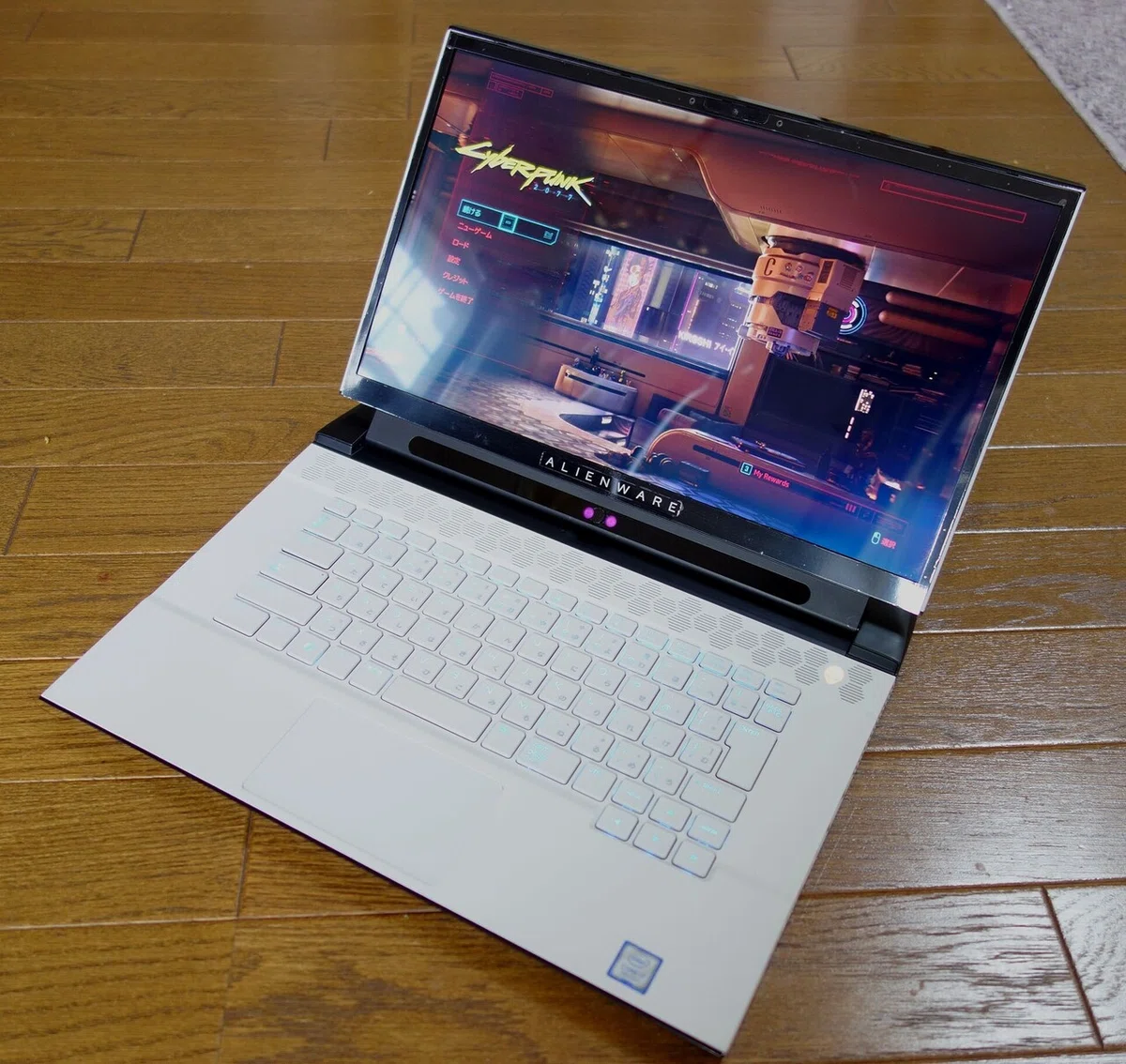 Alienware m15 R2のレビュー・有機ELの画面が素晴らしい・VRにも対応 