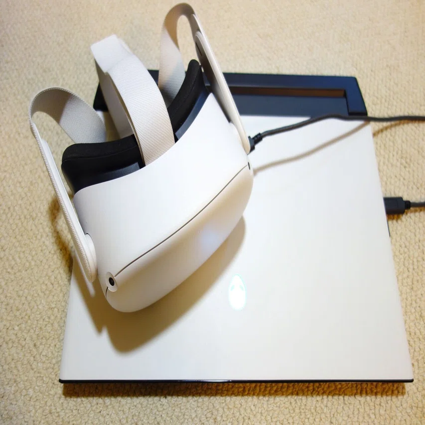 Alienware m15 R2のレビュー・有機ELの画面が素晴らしい・VRにも対応 