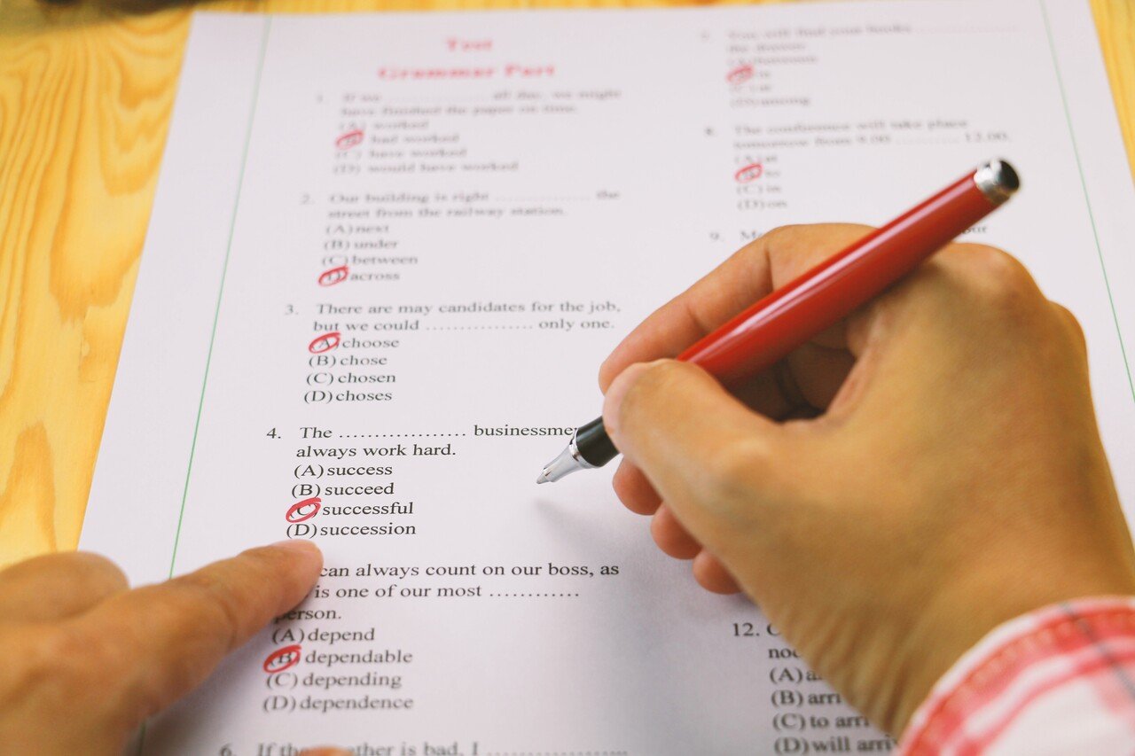 教範 H18 11訂正表付き 小平学校 地図の見方 陸上自衛隊訓練資料 カラー写真豊富 地図の読解はサバイバルの基礎 電子地図 航空地図まで 17 800 Promediol Com 教範 H18 11訂正表付き 小平学校 地図の見方 陸上自衛隊訓練資料 カラー写真豊富 地図の読解はサバイバルの基礎 電子地図 航空地図まで 17 800 Promediol Com