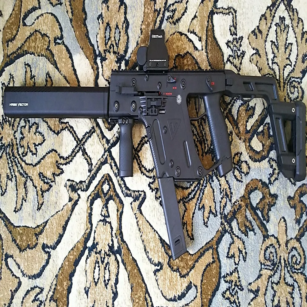 Krytac KRISS VECTOR エアガンレビュー 電動ガン ライラクス Laylax｜郭公