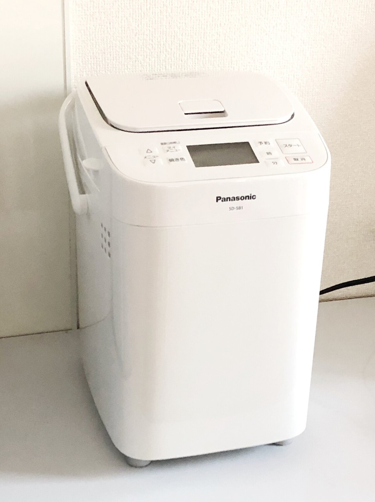 Panasonicホームベーカリー「SD-MT2」イースト自動投入機能付き Panasonicホームベーカリー「SD-MT2」イースト自動投入機能付き