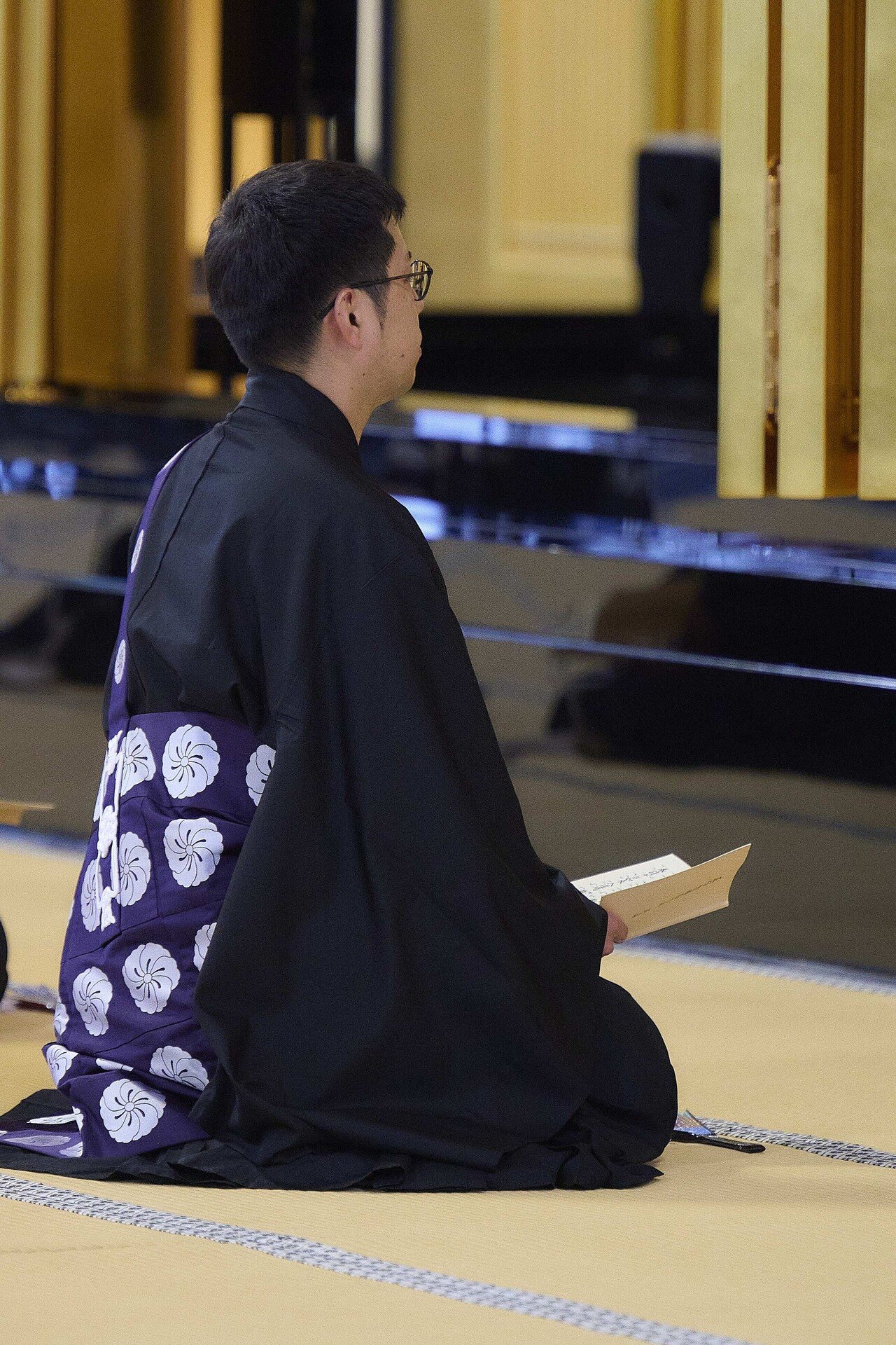 お坊さんあるある お坊さんの間でapple Watchが人気の理由とは 築地本願寺のお坊さんの あるあるネタ を紹介 築地本願寺公式 Note お坊さんあるある お坊さんの間でapple Watchが人気の理由とは 築地本願寺のお坊さんの あるあるネタ を紹介 築地本願寺公式 Note