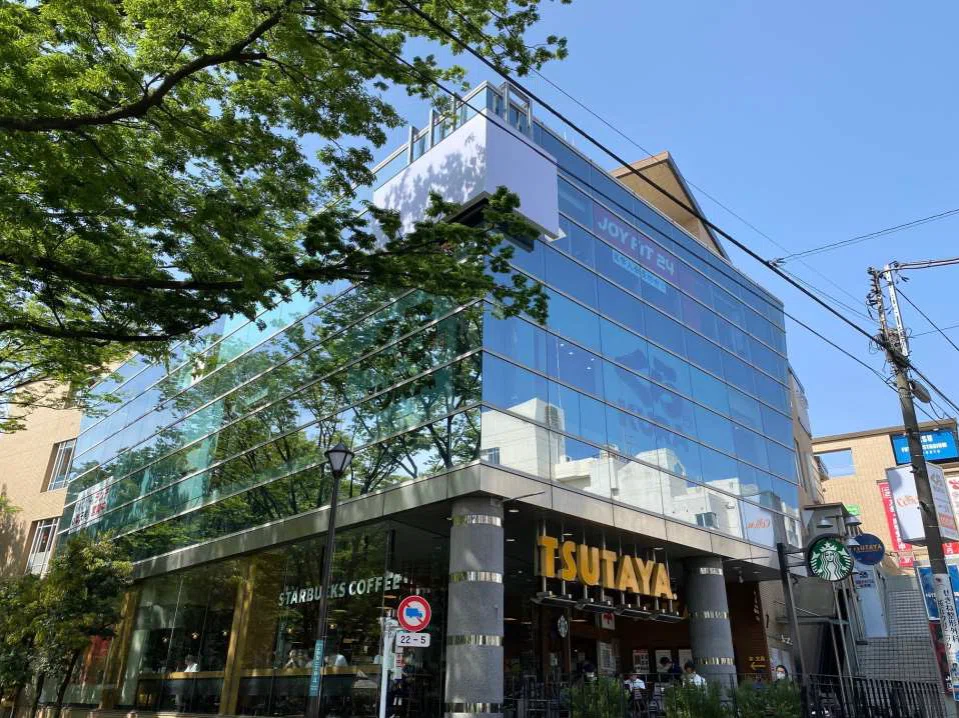 File.No2】 映画と私 / TSUTAYA 馬事公苑店 山本さん｜【公式】TSUTAYA