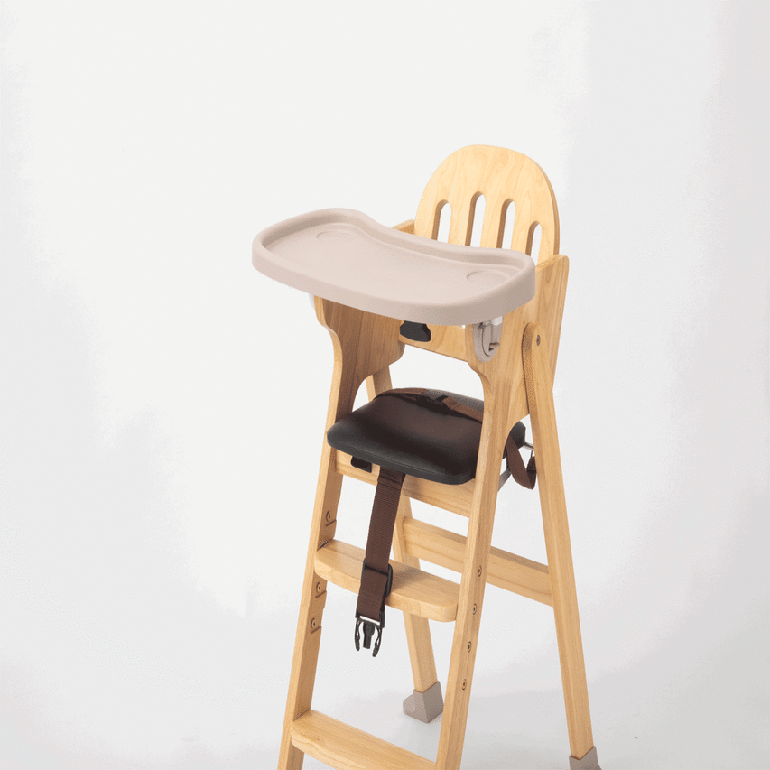 ベビーチェア徹底解説《Vol.1》】乗せ降ろしラクラクな木製ハイチェア