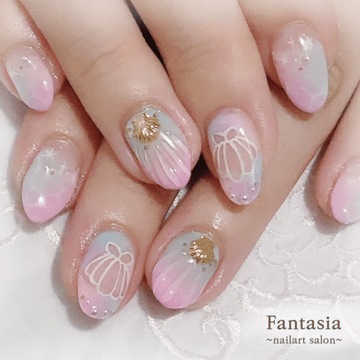 虹色マーメイドネイル 貝殻くりぬき 水面アート Fantasia Nail Note