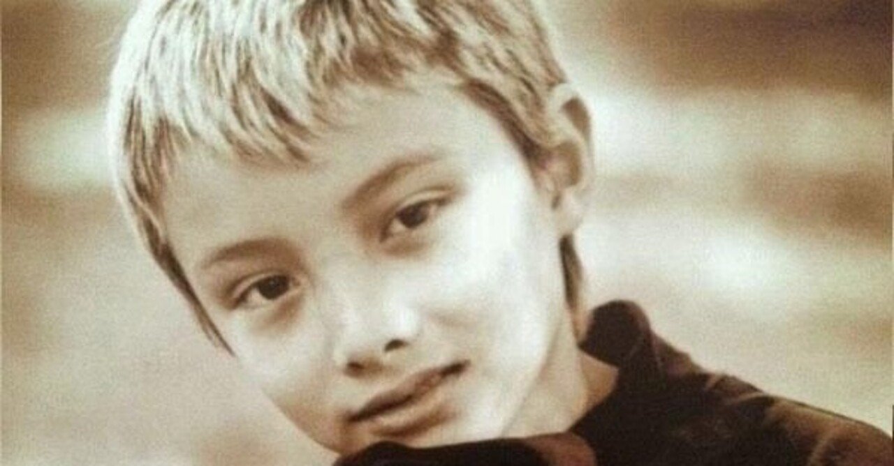 エリオット ロジャーのマニフェスト邦訳プロジェクト パイロット版 第二章 アメリカでの成長 Taishi Jogu Note エリオット ロジャーのマニフェスト邦訳プロジェクト パイロット版 第二章 アメリカでの成長 Taishi Jogu Note